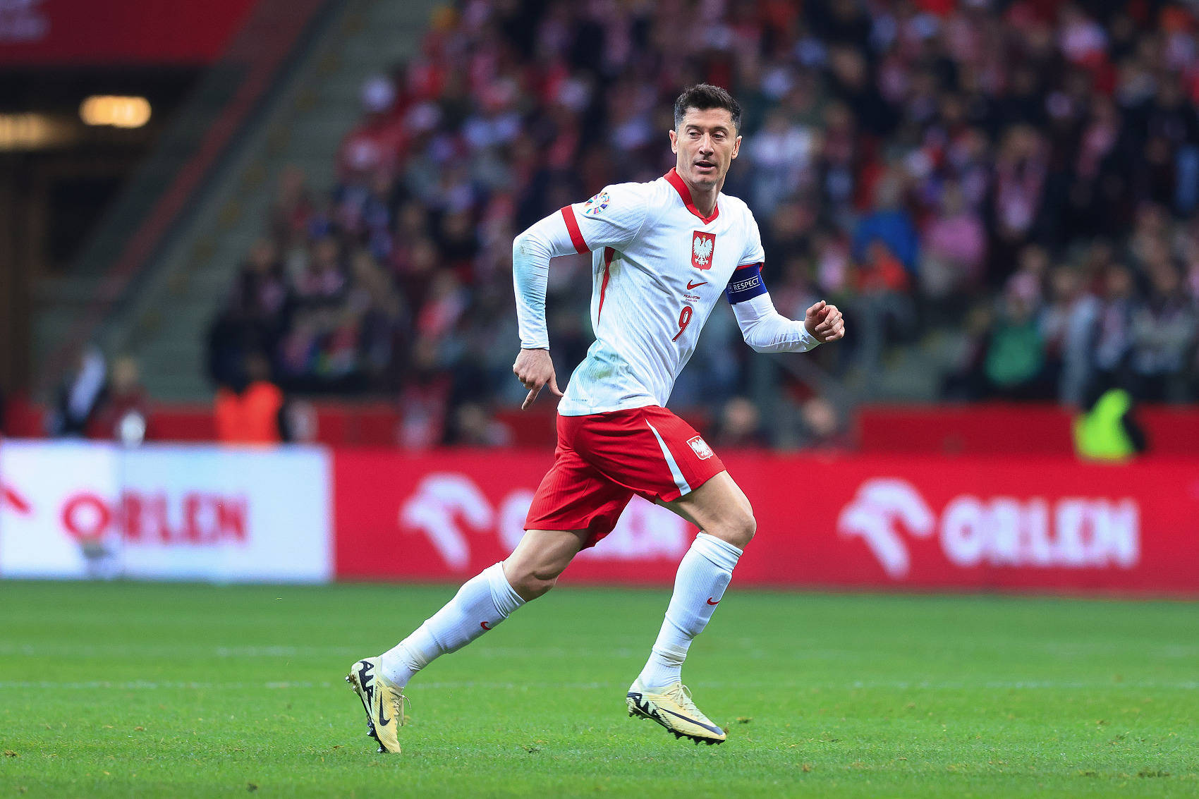 波兰篮球队表现出色，晋级欧锦赛四强