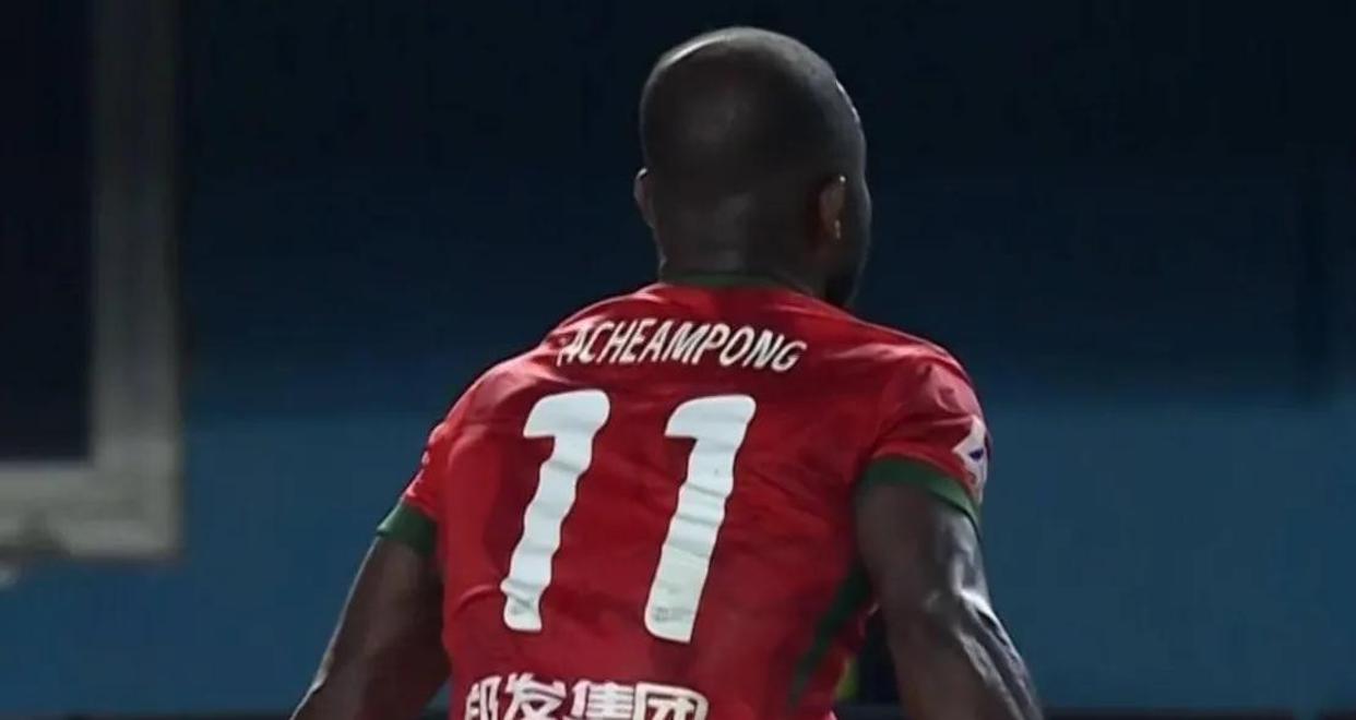 开云体育官方网站-关于爆冷出线，弱队逆袭抢夺晋级资格的信息