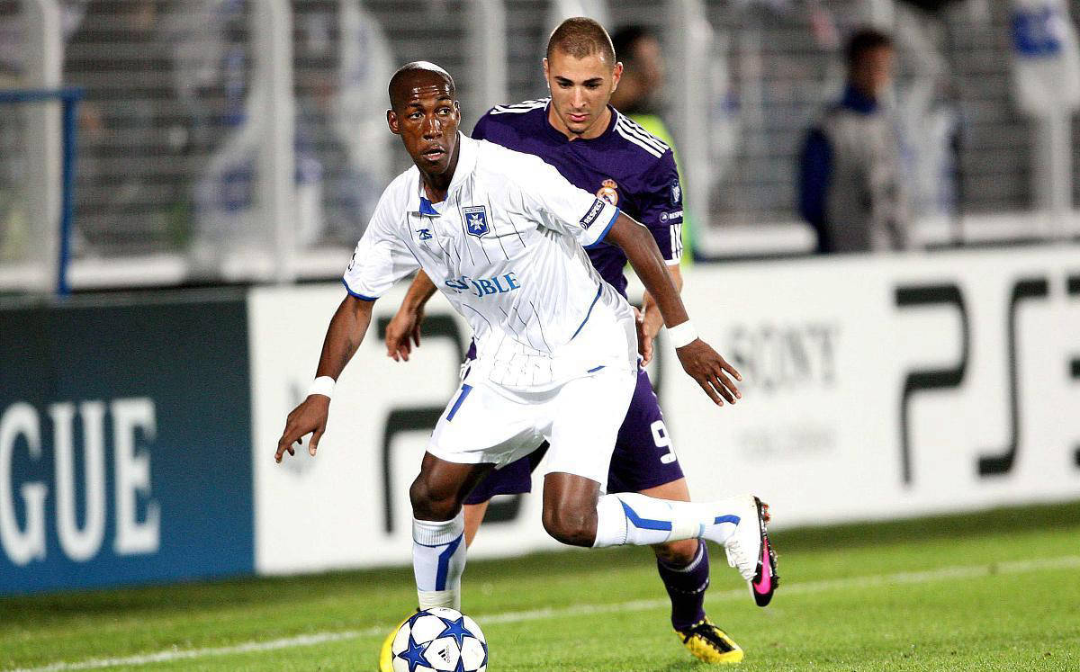 梅斯在主场取胜，结束不胜局面的简单介绍