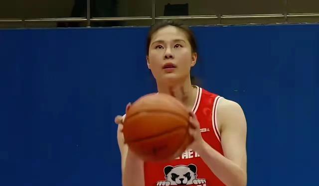 开云APP-吉林队在比赛中占据优势