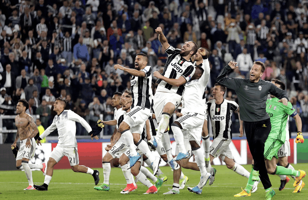 开云体育在线-包含尤文图斯全队团结一心，为荣誉而战的词条