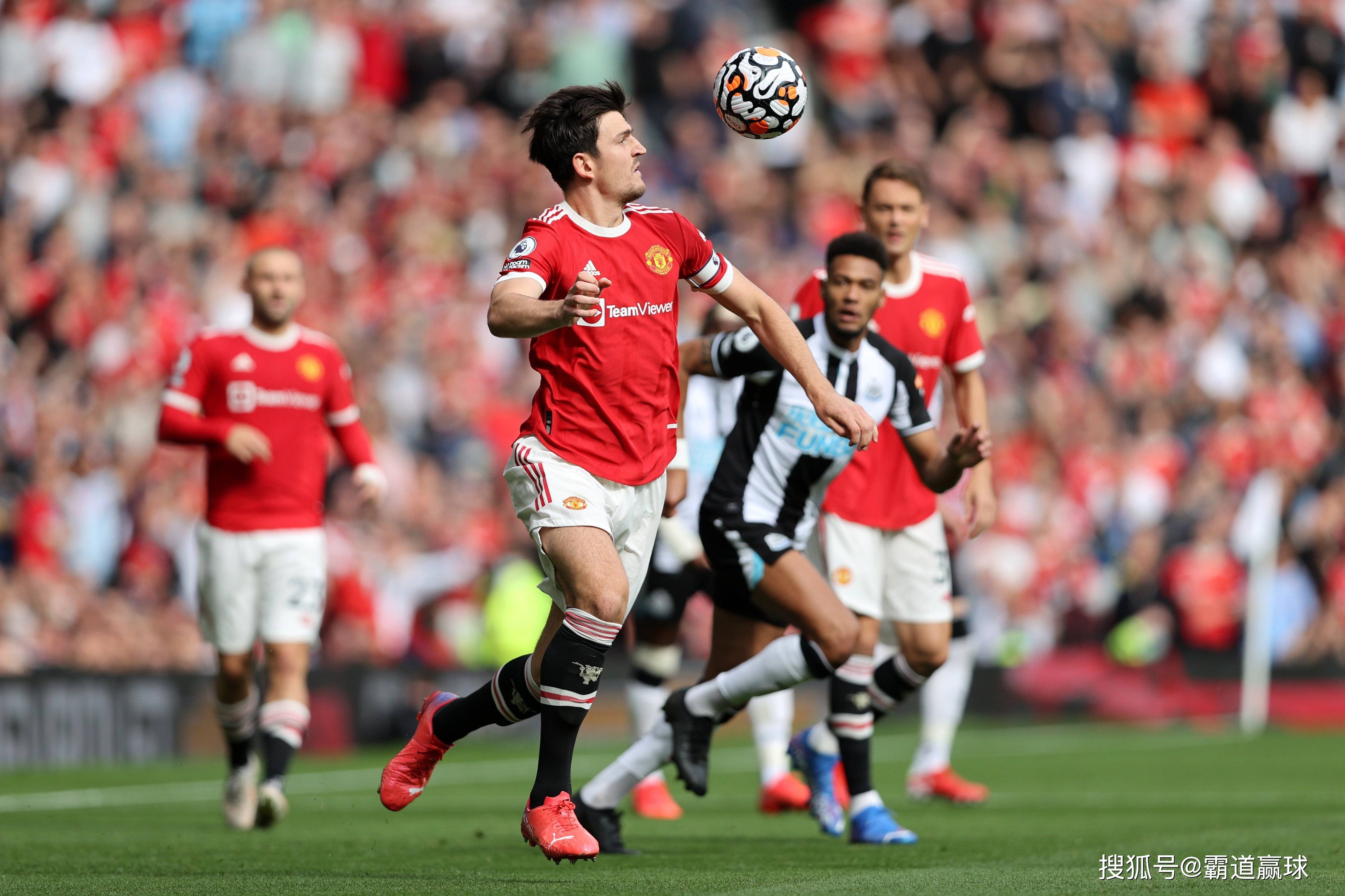 曼联迎来一场激烈的排球对决