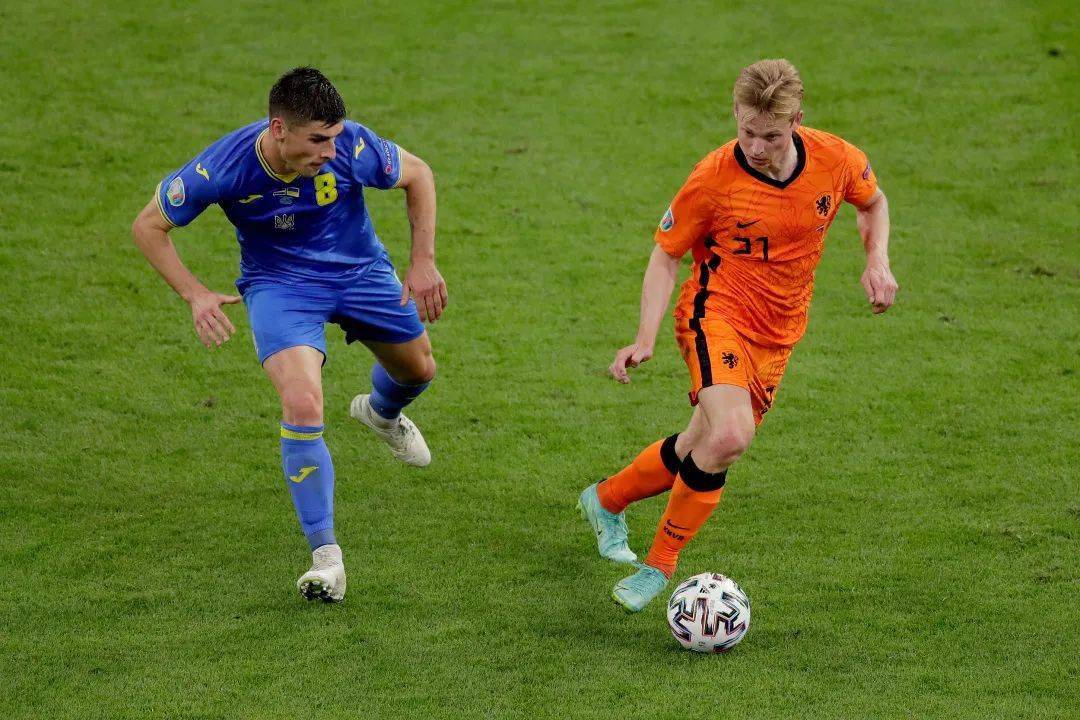 开云体育官网-欧洲预选赛：荷兰与乌克兰互交白卷，积分榜形势再次紧张