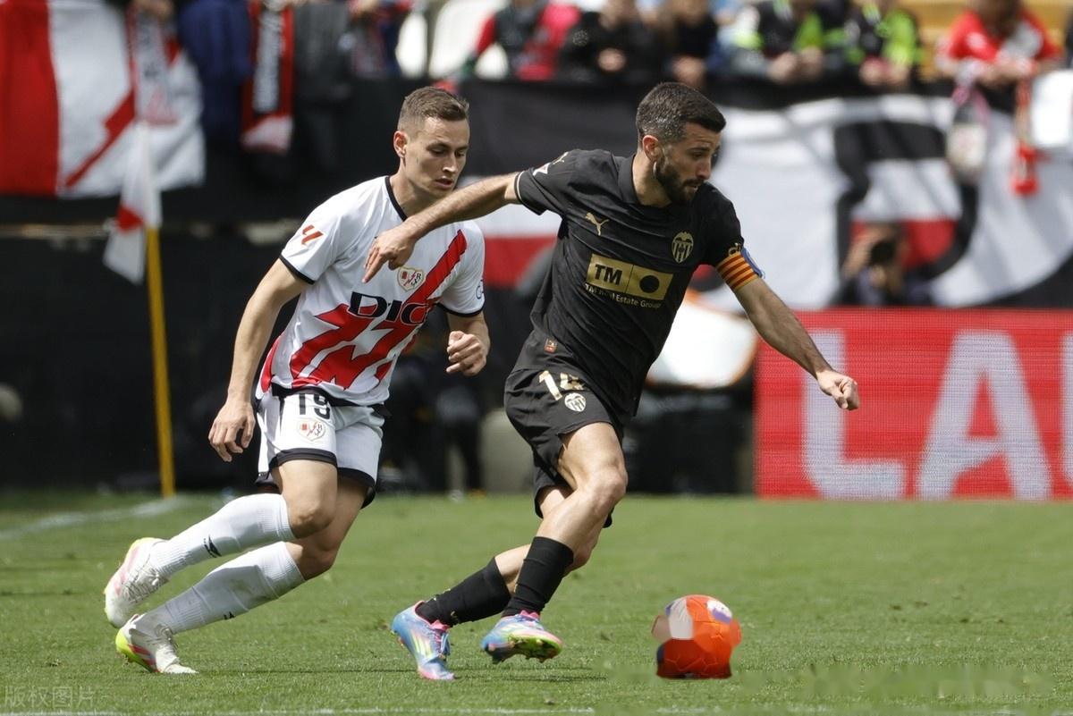 包含瓦伦西亚连胜，赛季末段状态火爆的词条