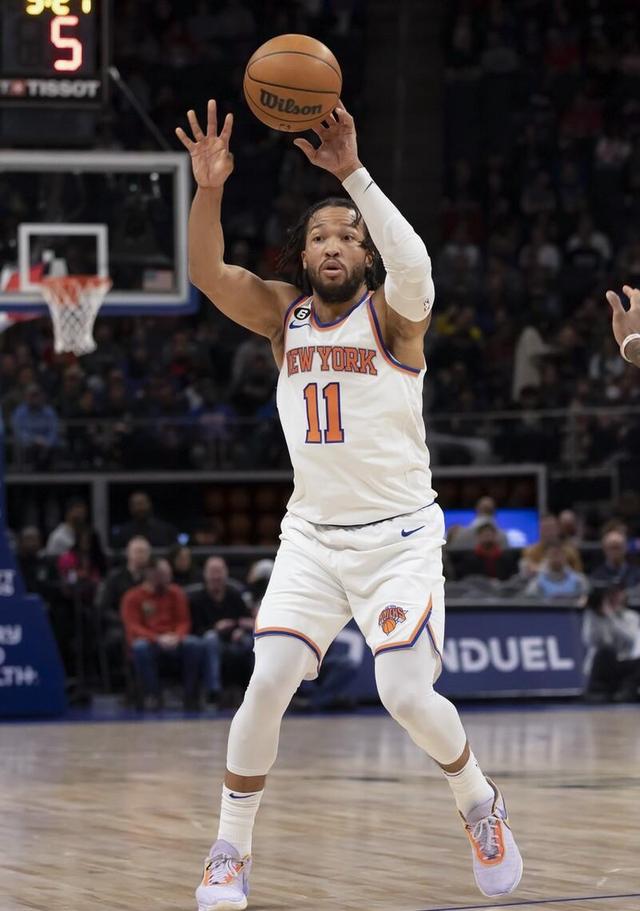 国王轻取新疆队，布伦森高光表现