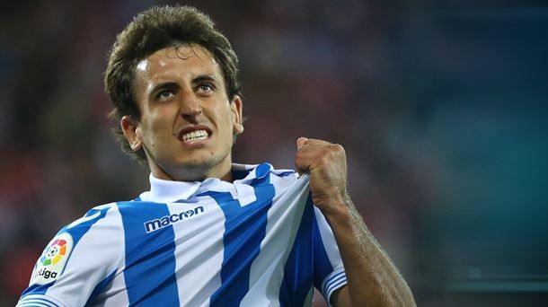 韩国轻取中国，奥亚尔萨瓦尔关键制胜